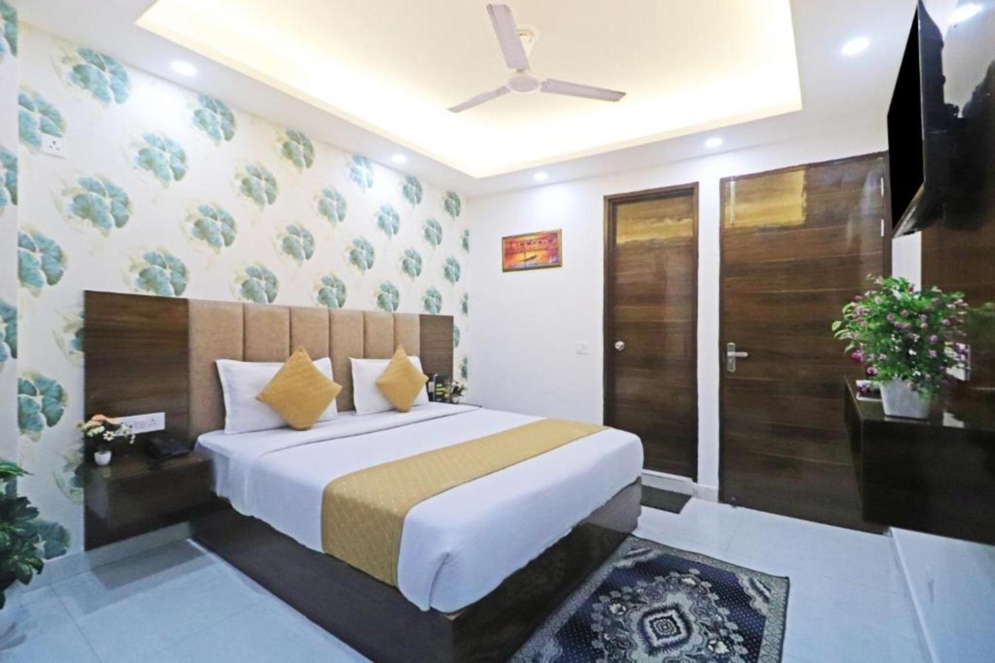 Vijay Palace By Delhi Igi Airport Hotel